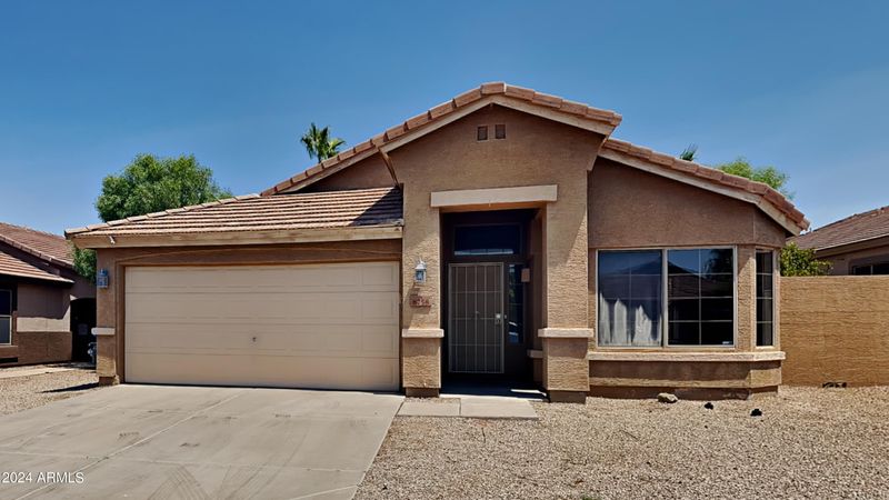 8758 E Obispo Ave, Mesa, AZ 85212
