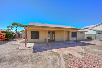 8758 Bloomfield Rd, Peoria, AZ 85381
