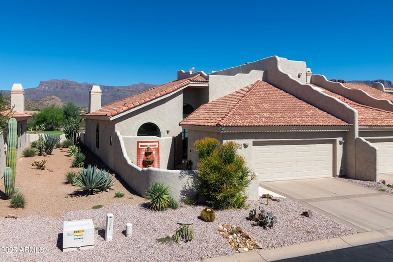 8762 E Greenview Dr, Gold Canyon, AZ 85118