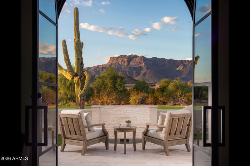 8762 E Greenview Dr, Gold Canyon, AZ 85118