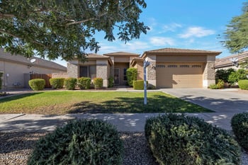 8762 Myrtle Ave, Glendale, AZ 85305