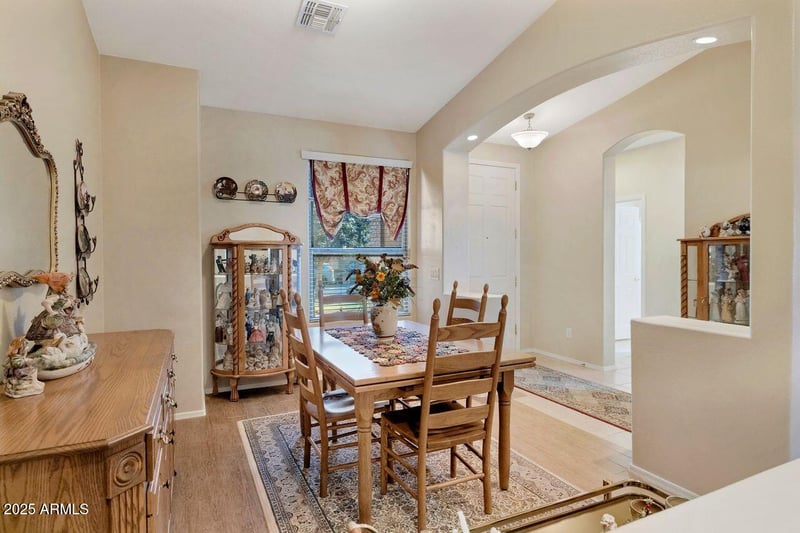 8762 Myrtle Ave, Glendale, AZ 85305