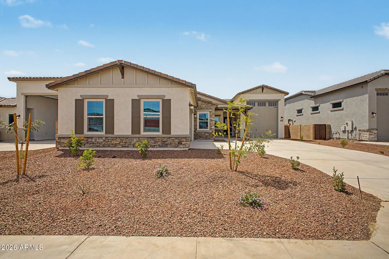 8762 173rd Ave, Waddell, AZ 85355