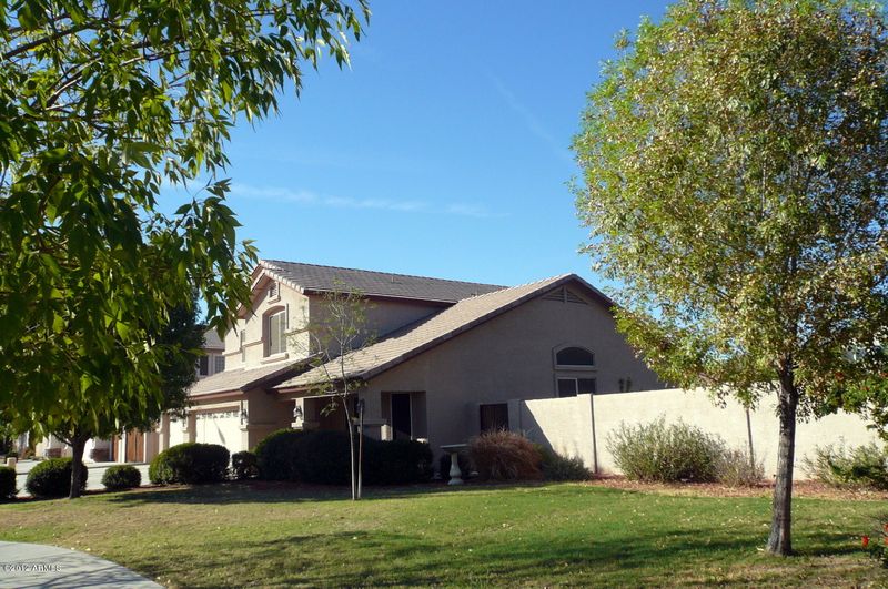 8764 N 95th Ave, Peoria, AZ 85345