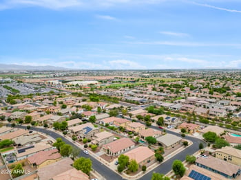 8771 Gardenia Ave, Glendale, AZ 85305