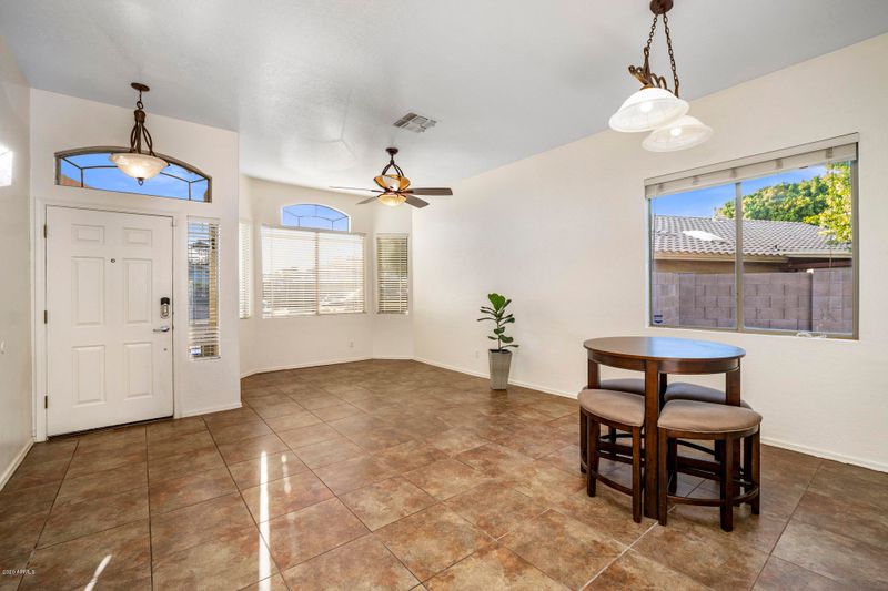 8772 W Quail Ave, Peoria, AZ 85382