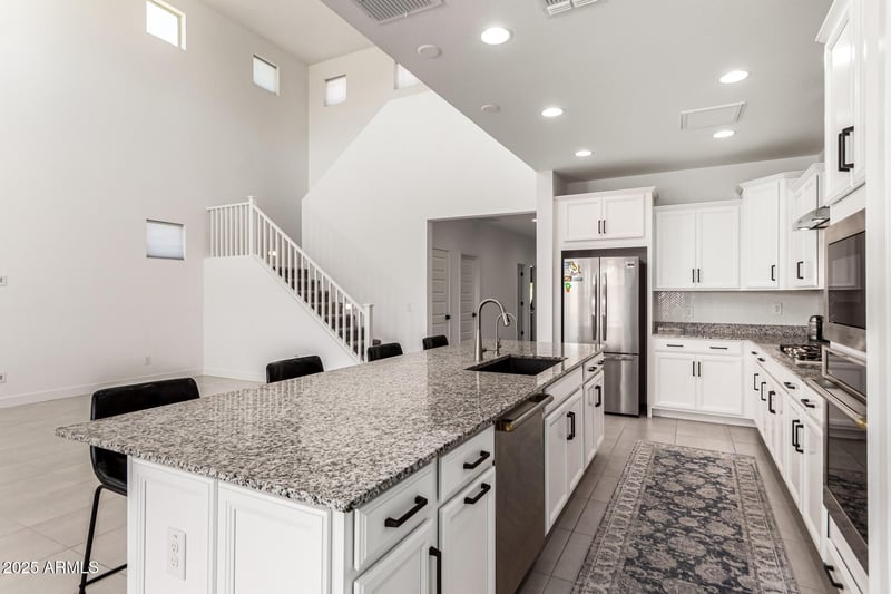 8773 Medlock Dr, Glendale, AZ 85305