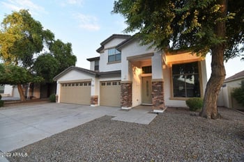 8775 Lane Ave, Glendale, AZ 85305