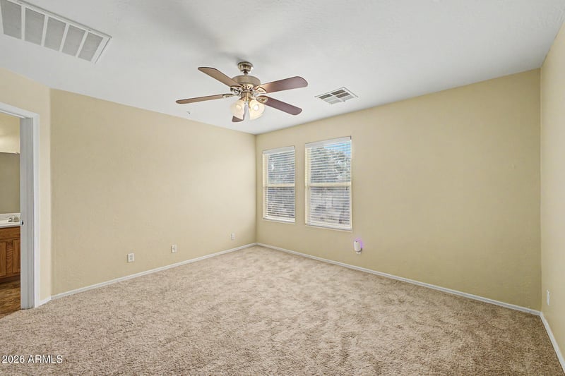 8776 Dreyfus Dr, Peoria, AZ 85381