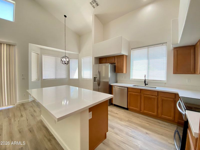 8777 W Hayward Ave, Glendale, AZ 85305