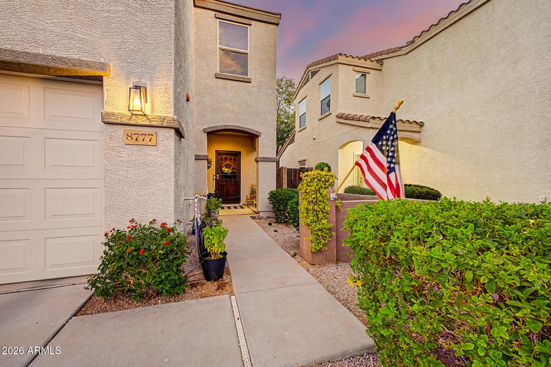 8777 Pershing Ave, Peoria, AZ 85381