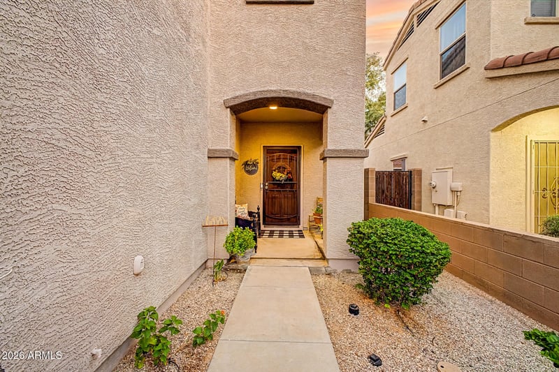 8777 Pershing Ave, Peoria, AZ 85381