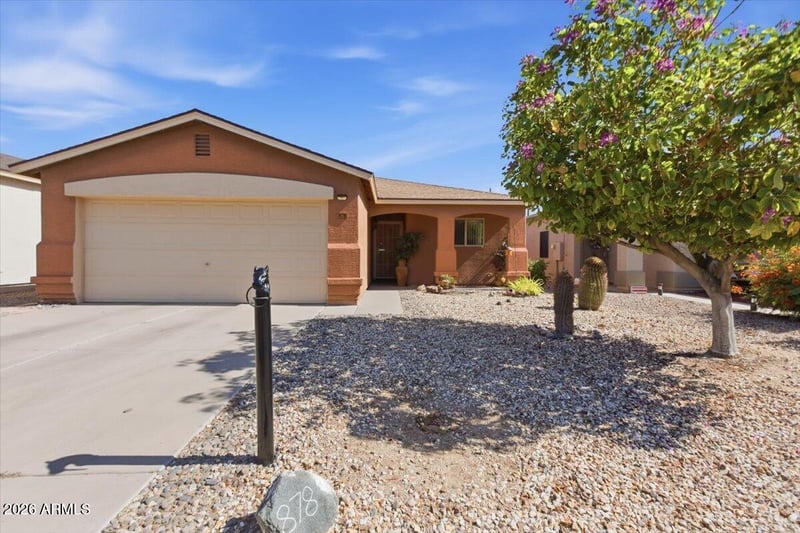 878 Silversmith Trl, San Tan Valley, AZ 85143