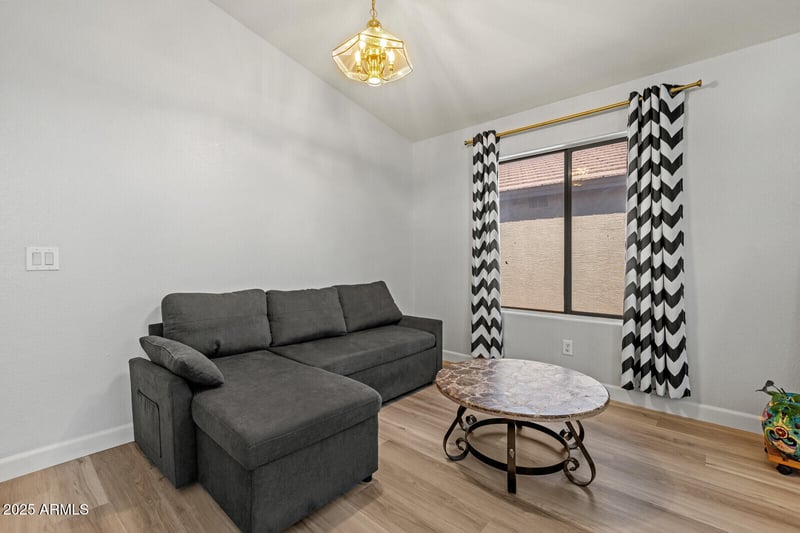 878 Mountain View Rd, San Tan Valley, AZ 85143