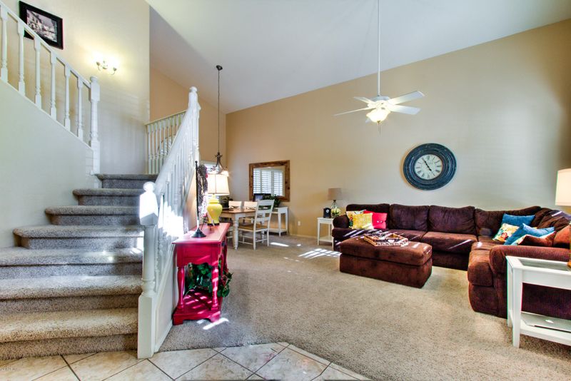 8783 S Maple Ave, Tempe, AZ 85284