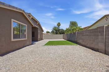 8787 Gardenia Ave, Glendale, AZ 85305