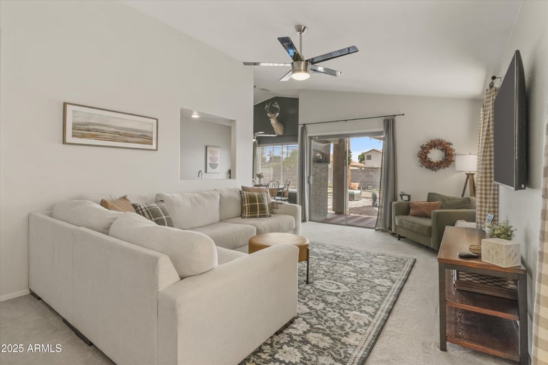 879 Longmore St, Chandler, AZ 85224
