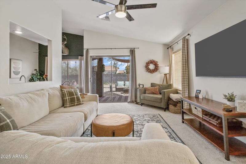 879 Longmore St, Chandler, AZ 85224