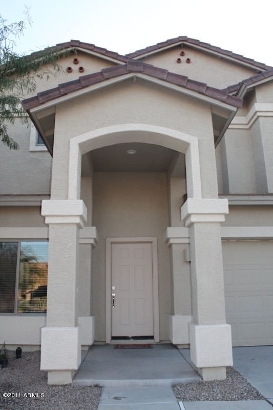 879 W Fruit Tree Ln, San Tan Valley, AZ 85143