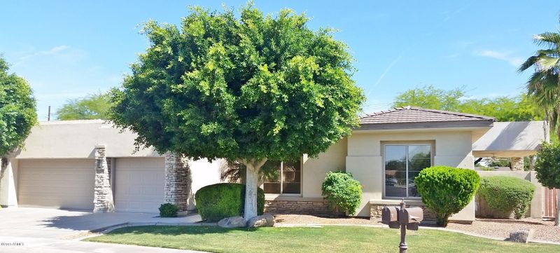 88 E Sunburst Ln, Tempe, AZ 85284