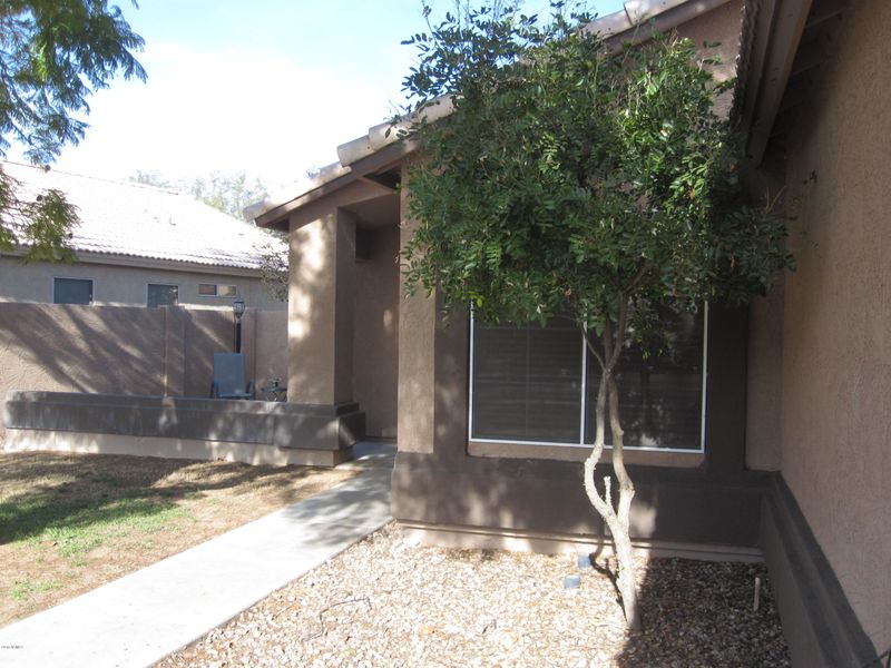 880 E Elgin St, Chandler, AZ 85225