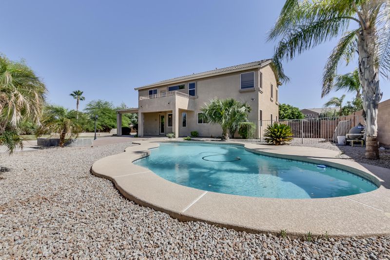 880 E Oakland St, Gilbert, AZ 85295