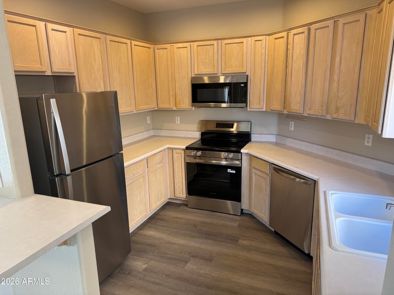 8800 107th Ave #36, Peoria, AZ 85345