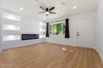 8801 34th Ave, Phoenix, AZ 85051