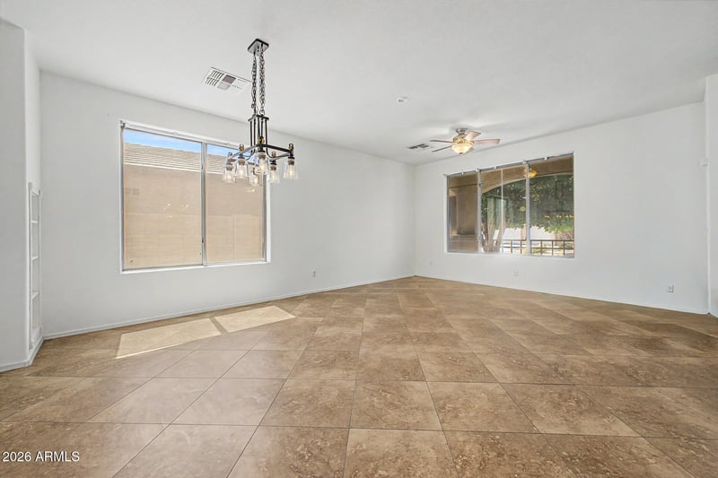 8801 Palmaire Ave, Glendale, AZ 85305