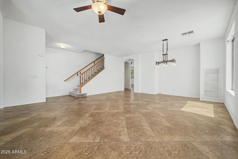 8801 Palmaire Ave, Glendale, AZ 85305