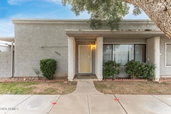 8802 New World Dr, Glendale, AZ 85302