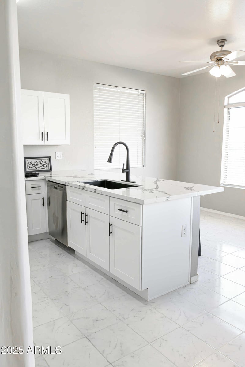 8802 University Dr #28, Mesa, AZ 85207