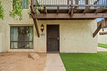 8805 S 48th St #1, Phoenix, AZ 85044