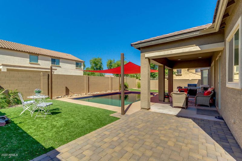 8806 S 55th Ln, Laveen, AZ 85339