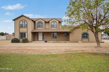 8807 Williams Rd, Peoria, AZ 85383