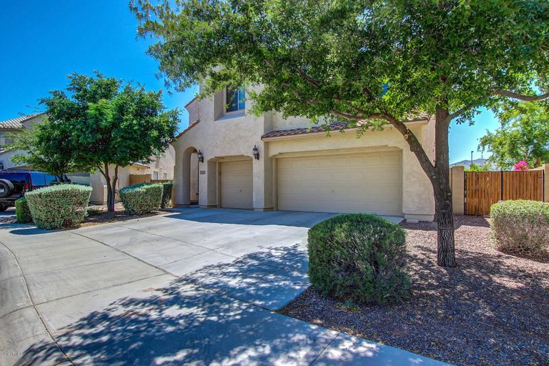8808 N 182nd Ln, Waddell, AZ 85355