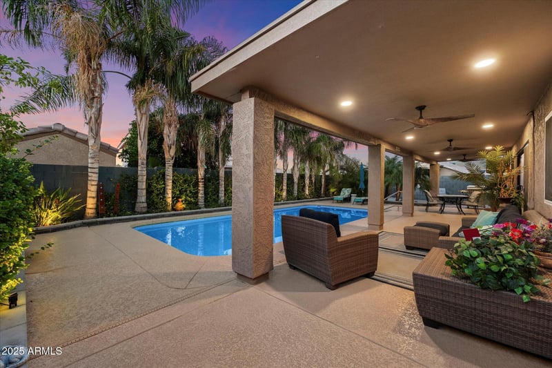 8808 Sandra Ter, Peoria, AZ 85382