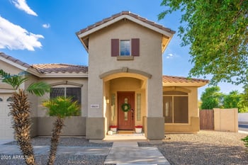 8809 Hayward Ave, Glendale, AZ 85305