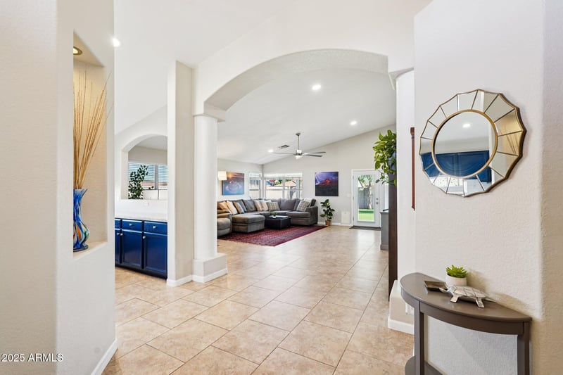 8809 Sandra Ter, Peoria, AZ 85382