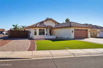 8809 Sandra Ter, Peoria, AZ 85382