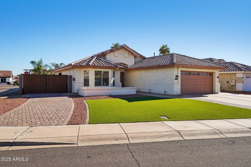 8809 Sandra Ter, Peoria, AZ 85382