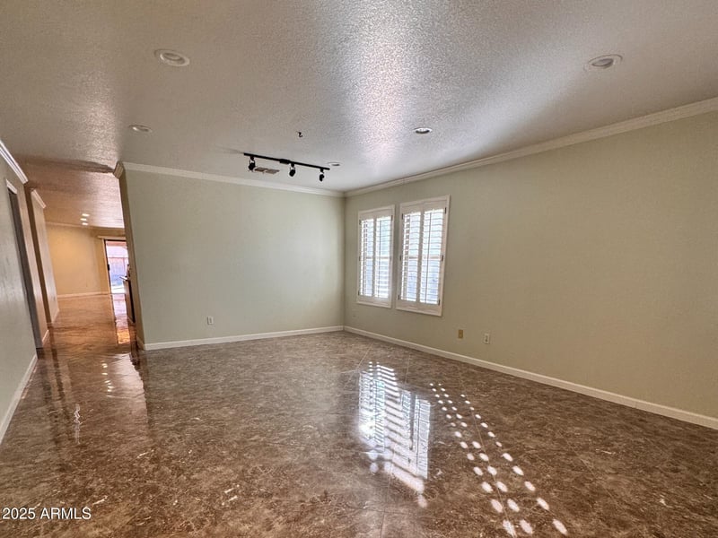 881 Appaloosa Rd, Gilbert, AZ 85296