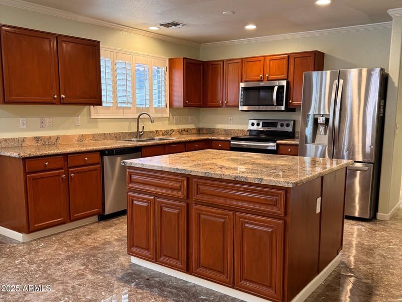 881 Appaloosa Rd, Gilbert, AZ 85296
