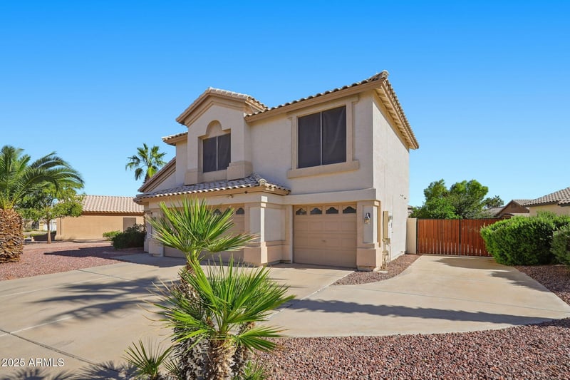 881 Pineview Dr, Chandler, AZ 85226