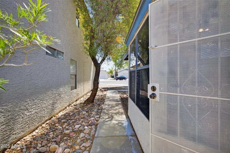 8810 Vale Dr, Phoenix, AZ 85037