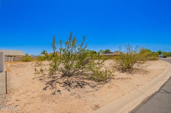 8811 Monte Lindo St #31, Peoria, AZ 85383