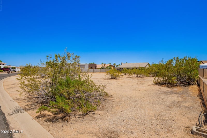 8811 Monte Lindo St #31, Peoria, AZ 85383