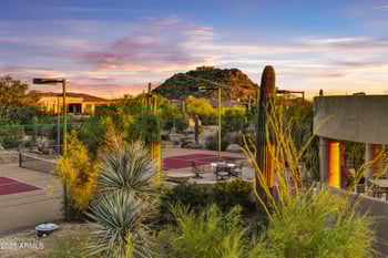 8812 Palm Ln, Mesa, AZ 85207