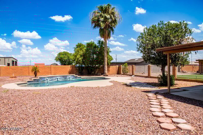 8812 Pinnacle Peak Rd, Peoria, AZ 85383