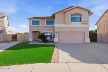 8813 68th Dr, Peoria, AZ 85345